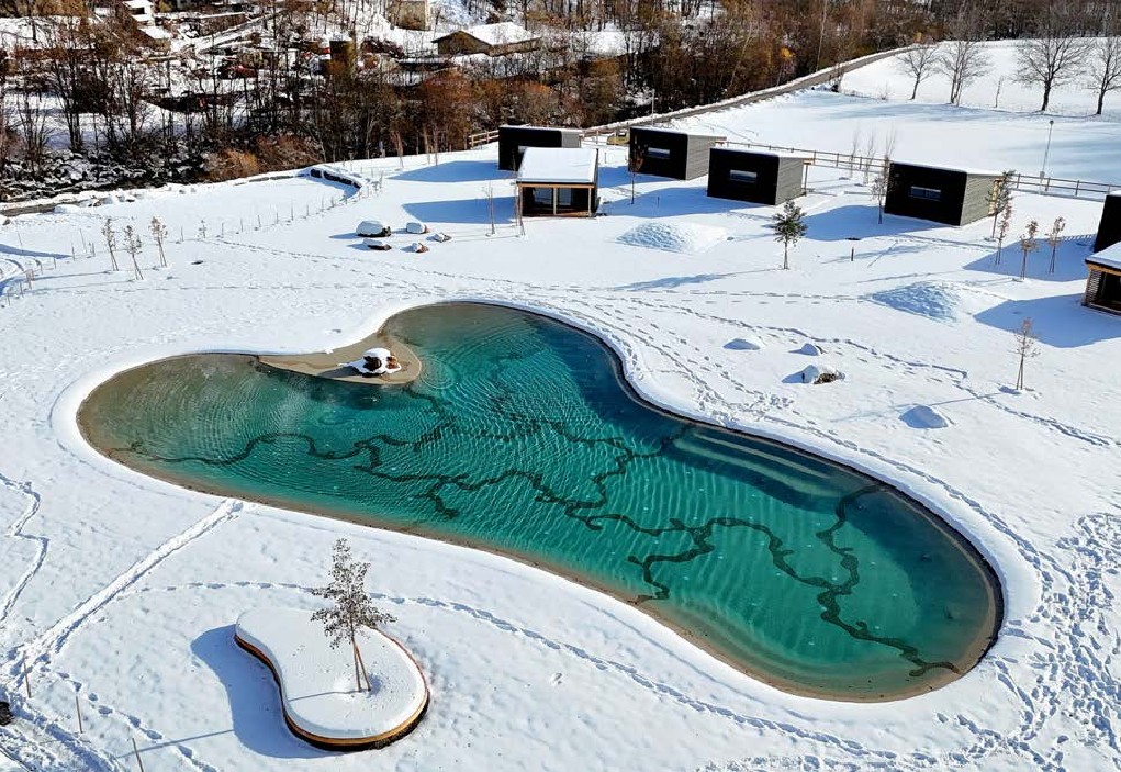 Bio.design Strandpool im Winter Trostberg