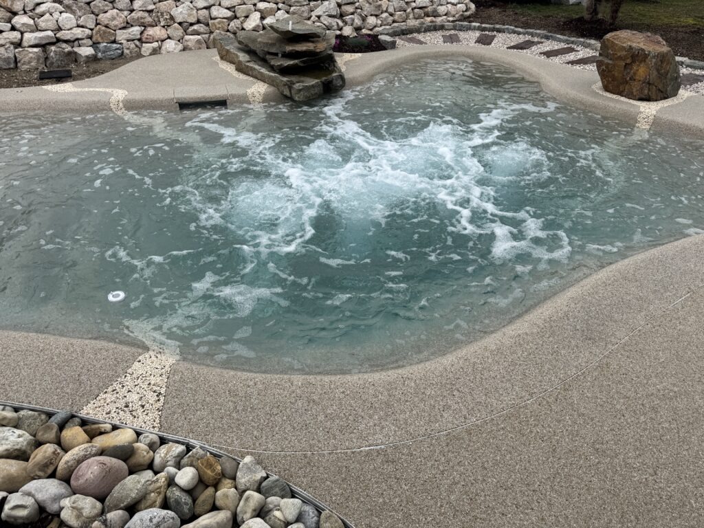 Bio.design Strandpool Blower Trostberg