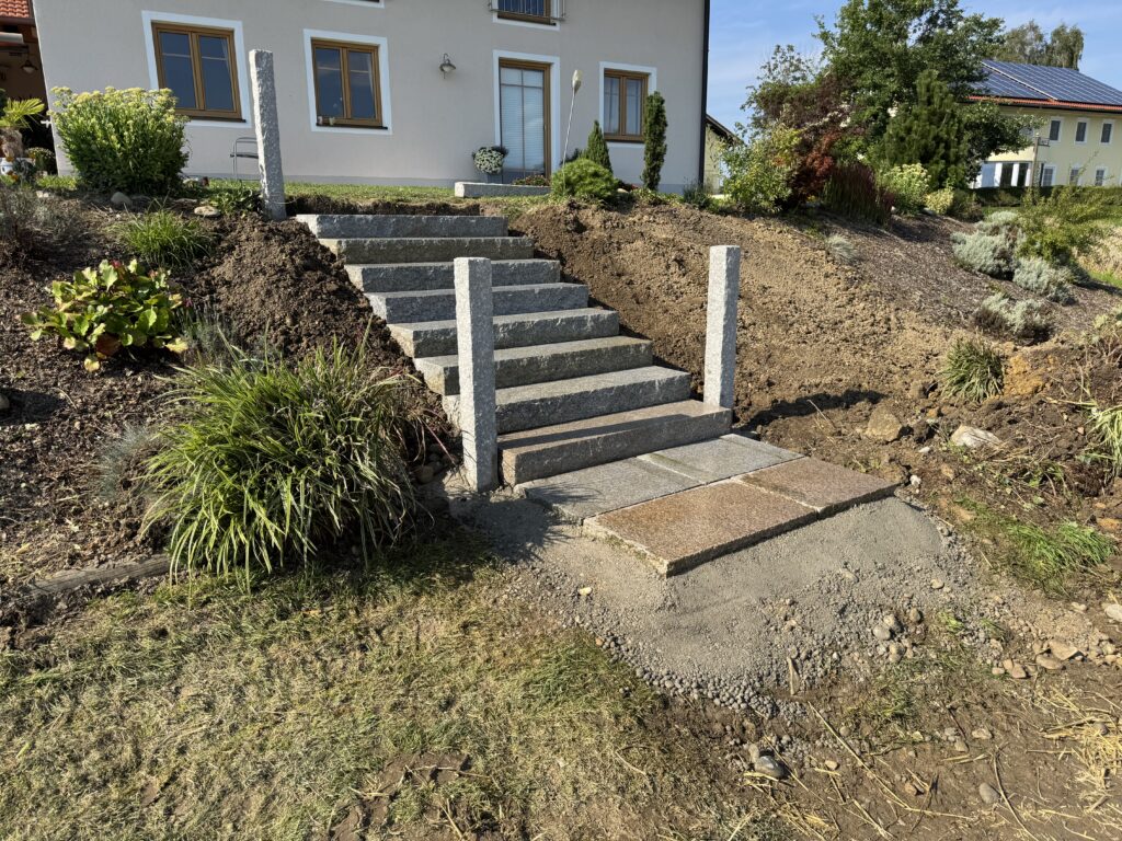 Stufenanlage Granit Baumgartner Landschaftsbau Trostberg